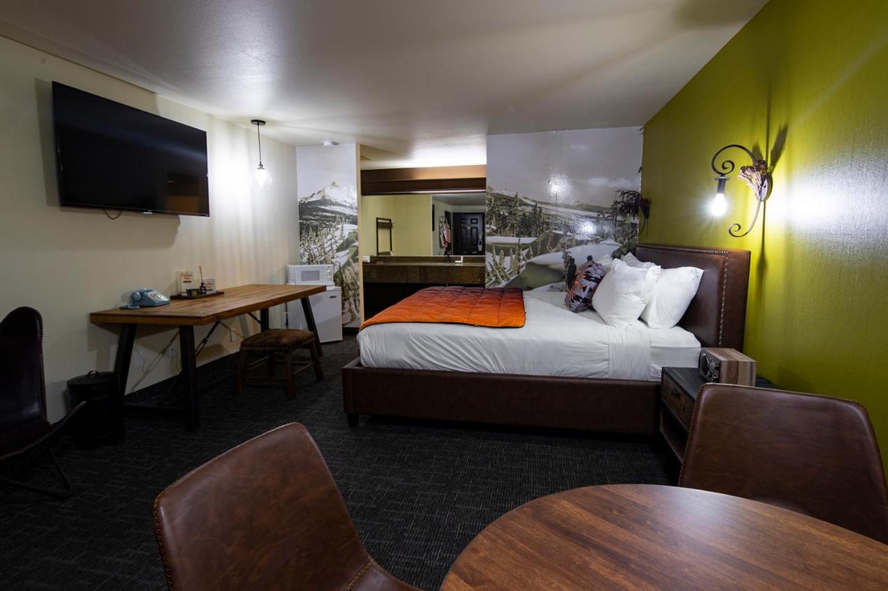 בנד Campfire Hotel מראה חיצוני תמונה